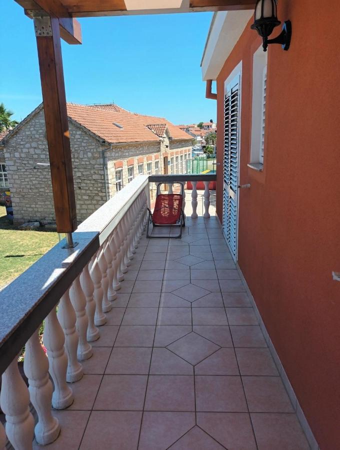 Apartments Martinovic By The Sea Kukljica Ngoại thất bức ảnh