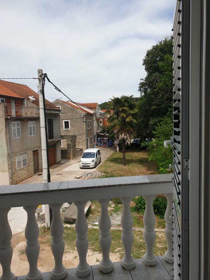 Apartments Martinovic By The Sea Kukljica Ngoại thất bức ảnh