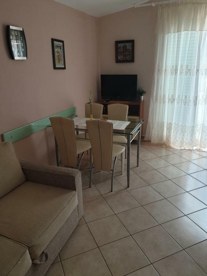Apartments Martinovic By The Sea Kukljica Ngoại thất bức ảnh