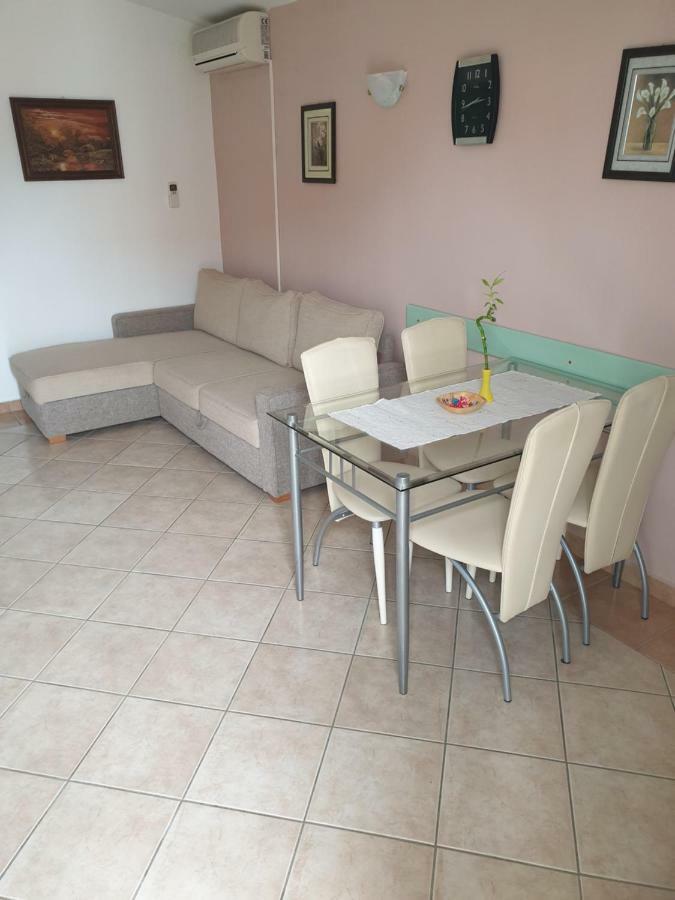 Apartments Martinovic By The Sea Kukljica Ngoại thất bức ảnh
